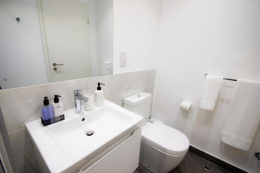 Splendid Apartments @ The Lennox Accra Esterno foto